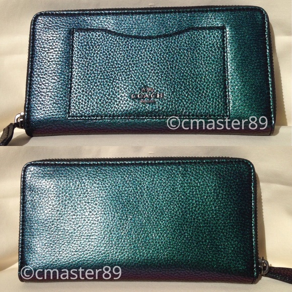 🔴SOLD🔴 Coach Hologram Pebbled Leather Wallet - Picture 2 of 8